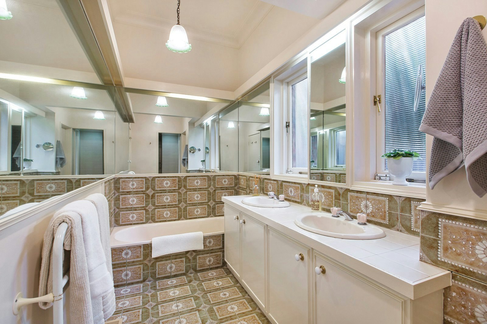 24 Grosvenor Street, Brighton, VIC