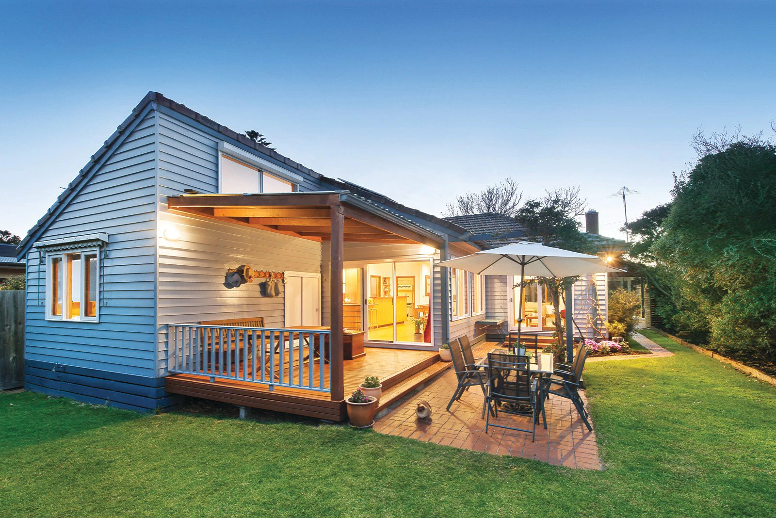 8 Conifer Street, Hampton, VIC