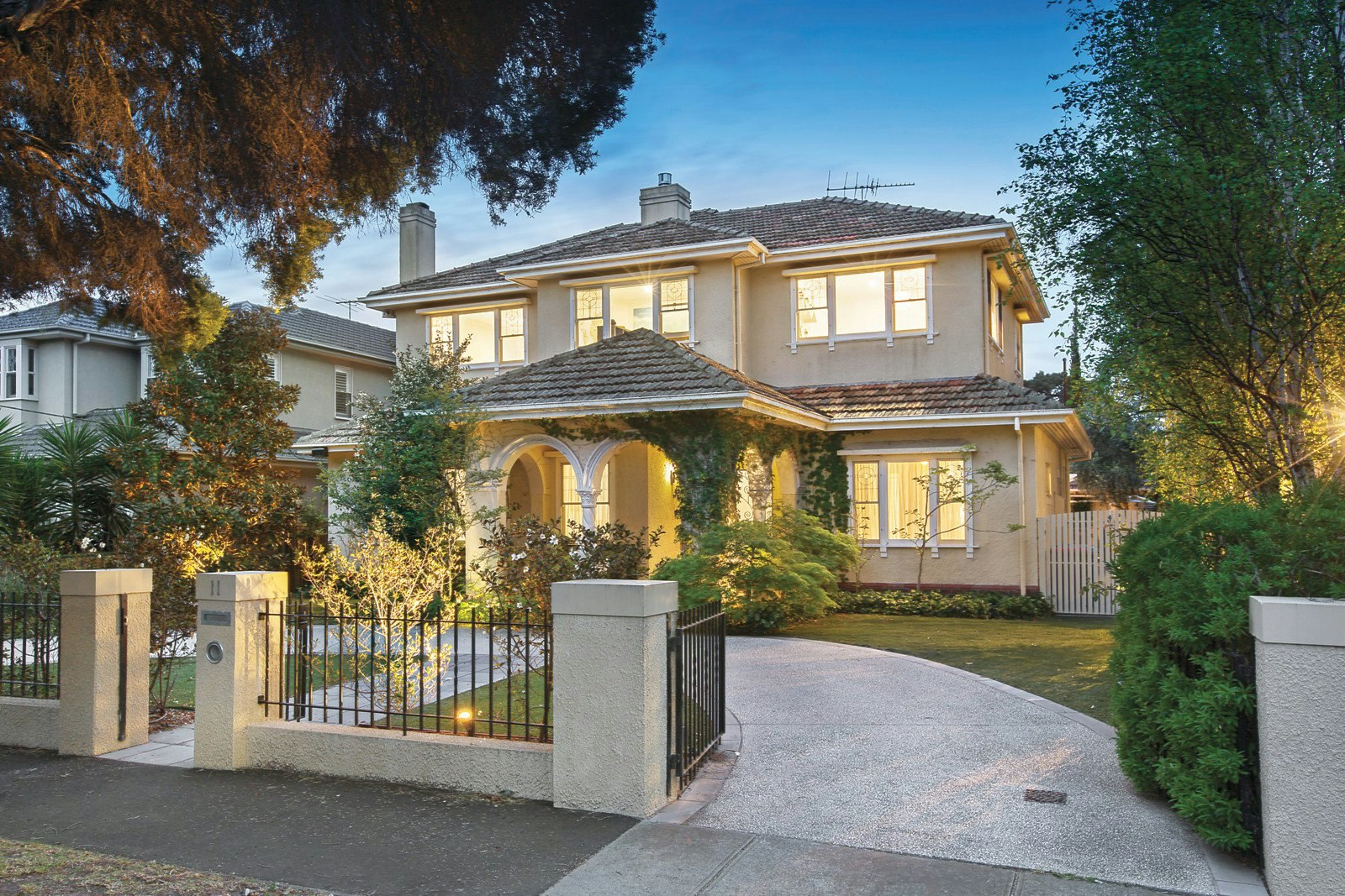 11 Downes Avenue, Brighton, VIC