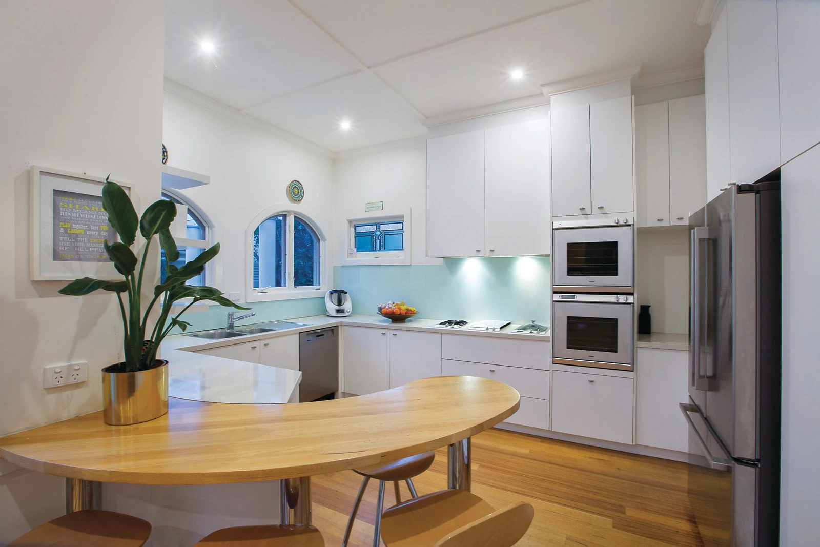 11 Downes Avenue, Brighton, VIC