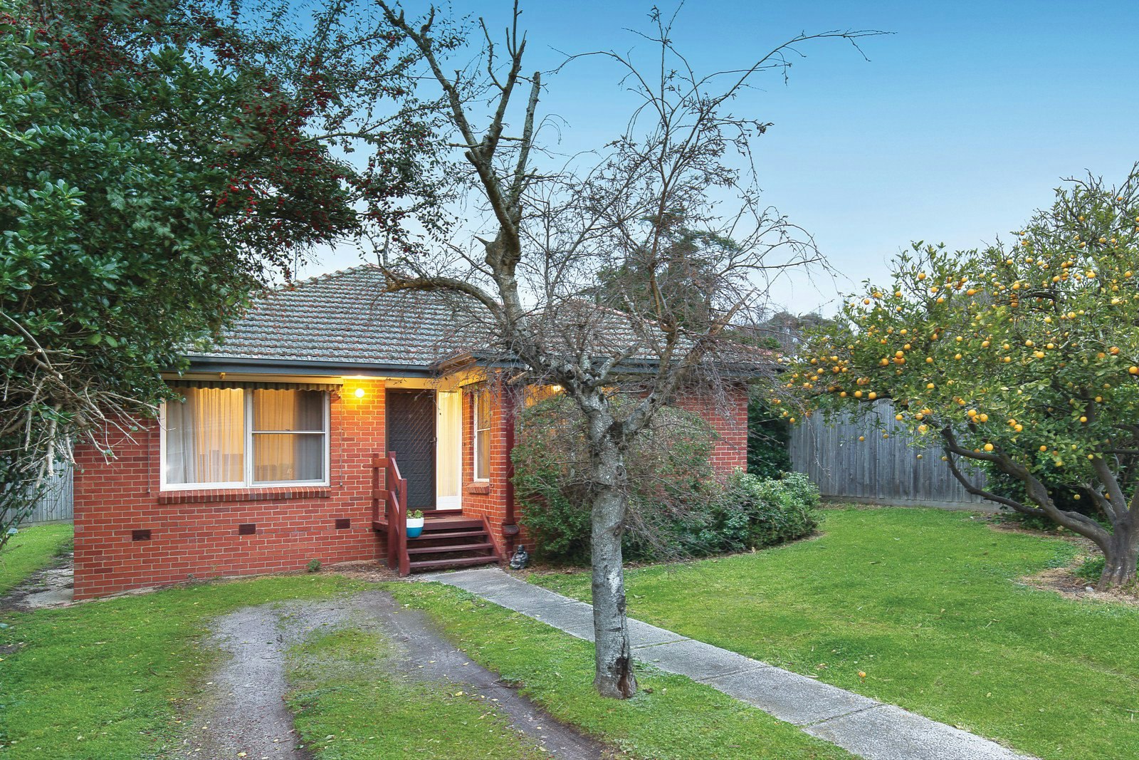 10 Highfield Road, Canterbury, VIC