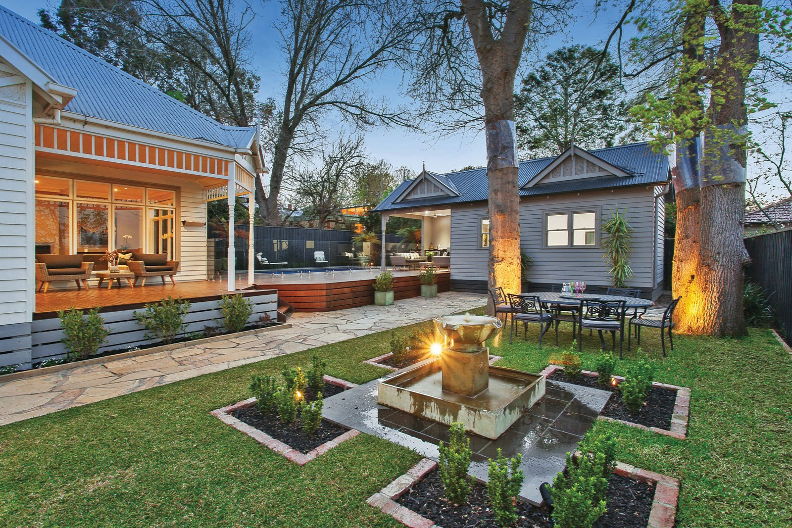 8 Middlesex Road, Surrey Hills, VIC