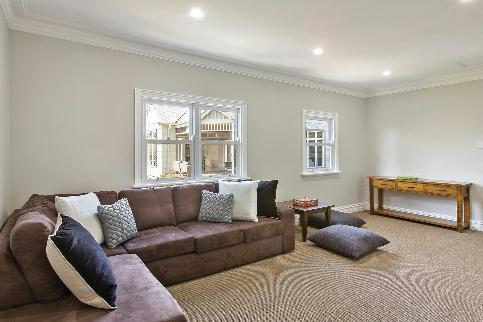 8 Middlesex Road, Surrey Hills, VIC