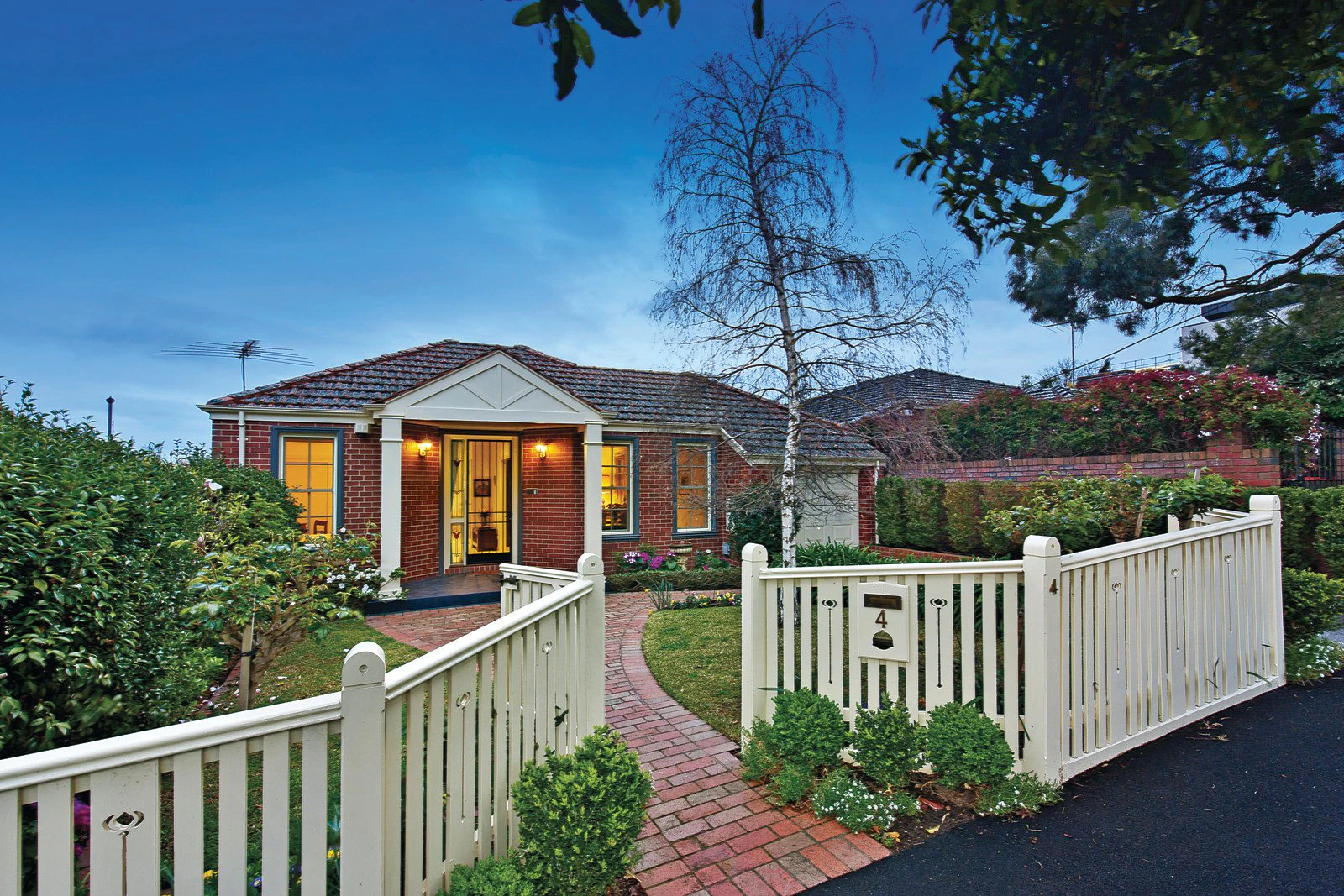 4 Staughton Road, Glen Iris, VIC