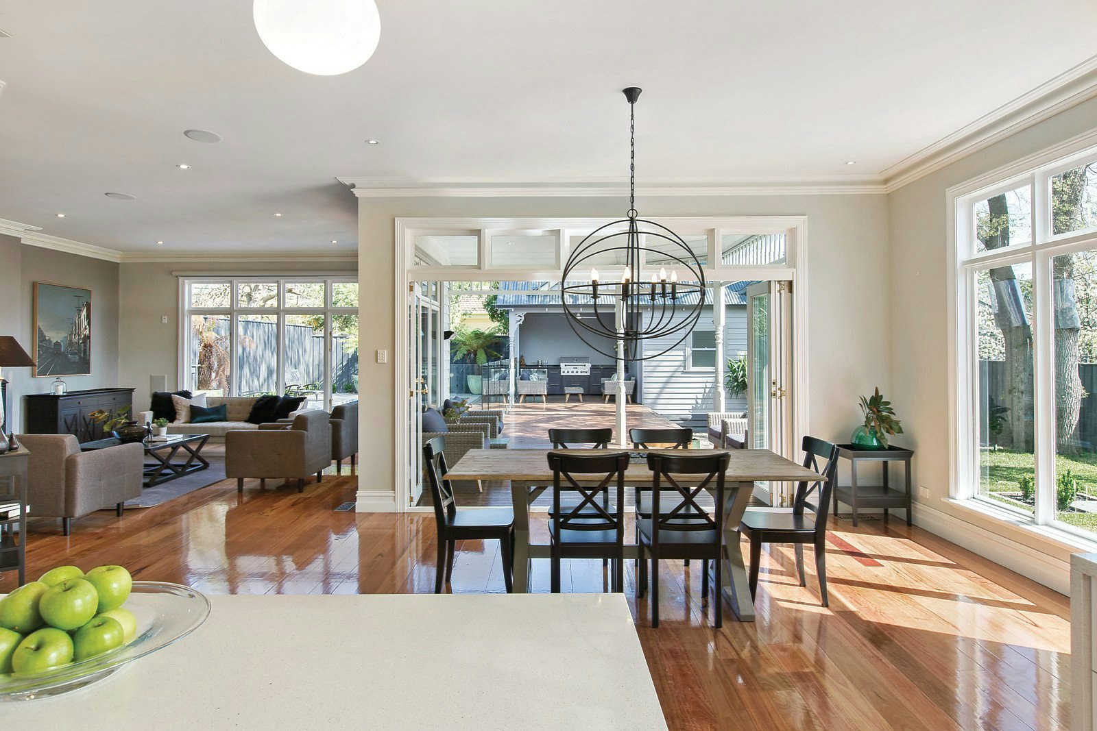 8 Middlesex Road, Surrey Hills, VIC