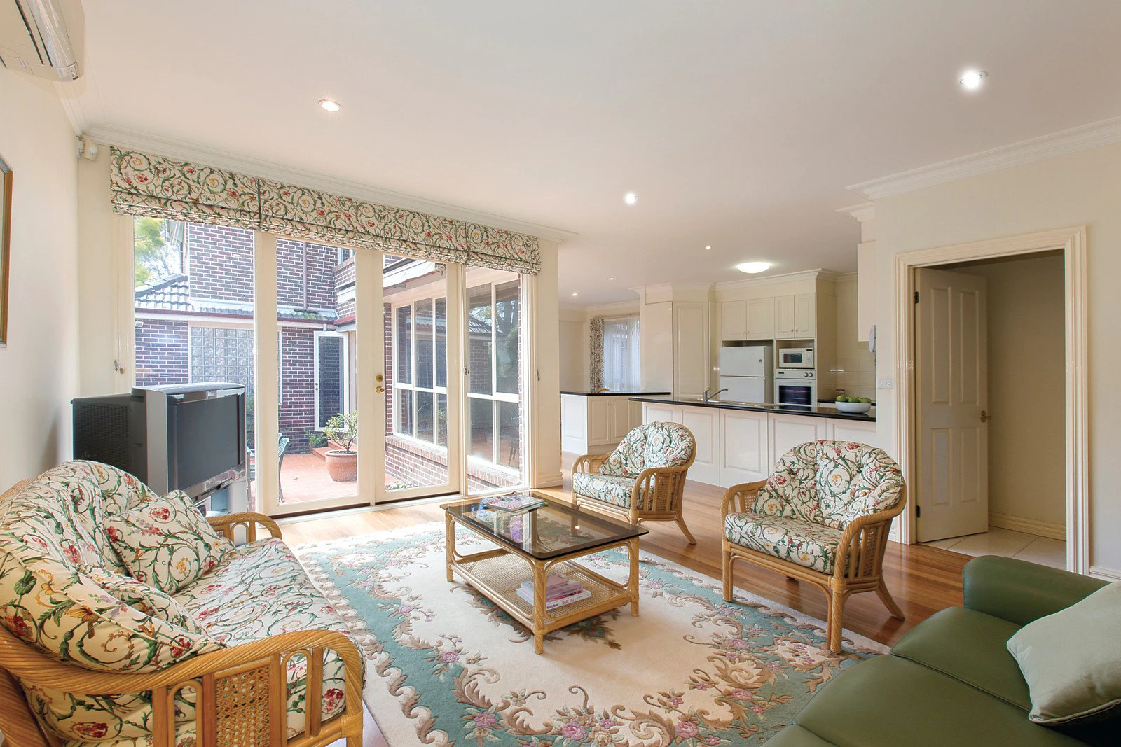 36a Grosvenor Parade, Balwyn, VIC