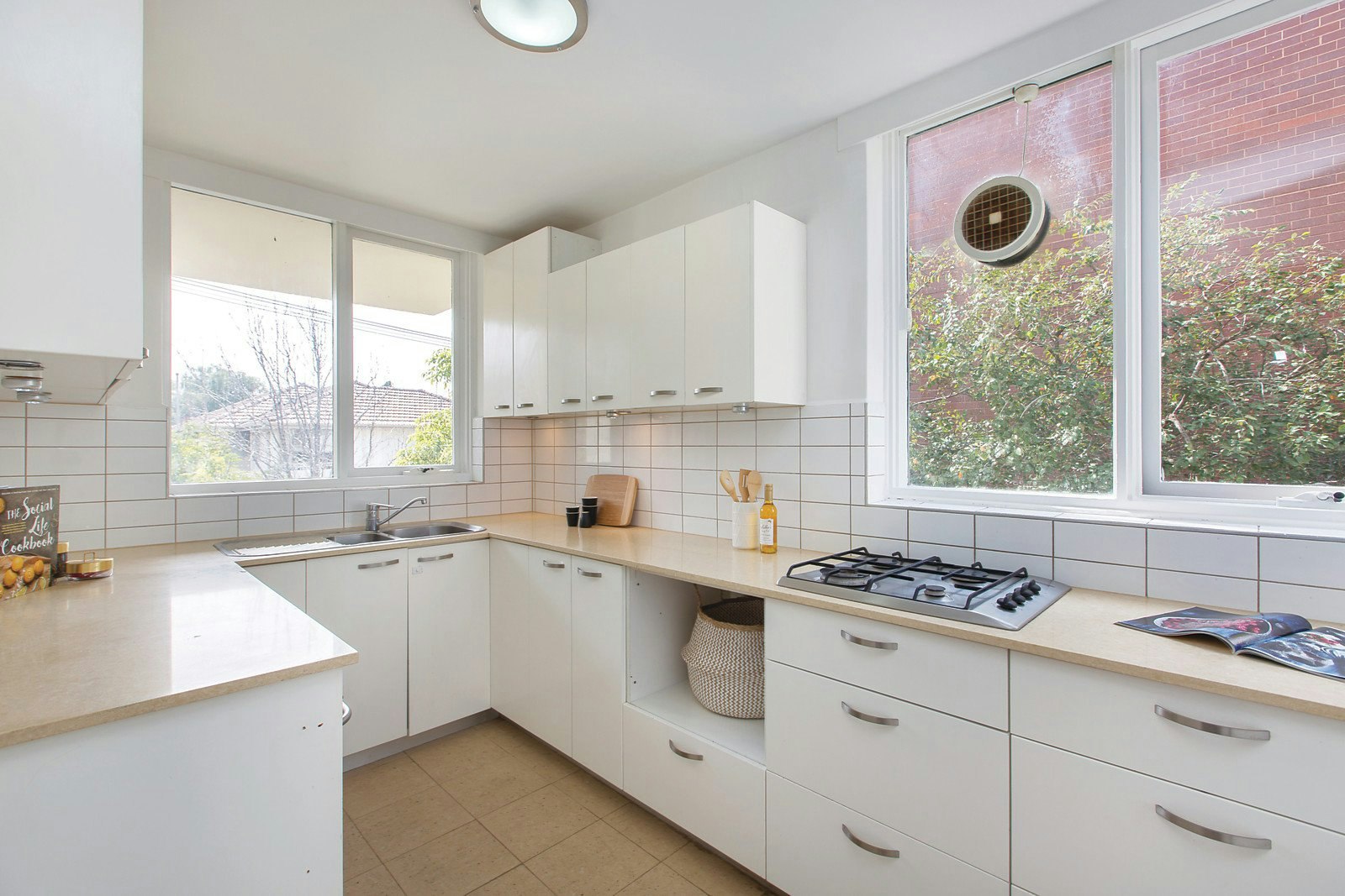 2/2 Gordon Grove, South Yarra, VIC