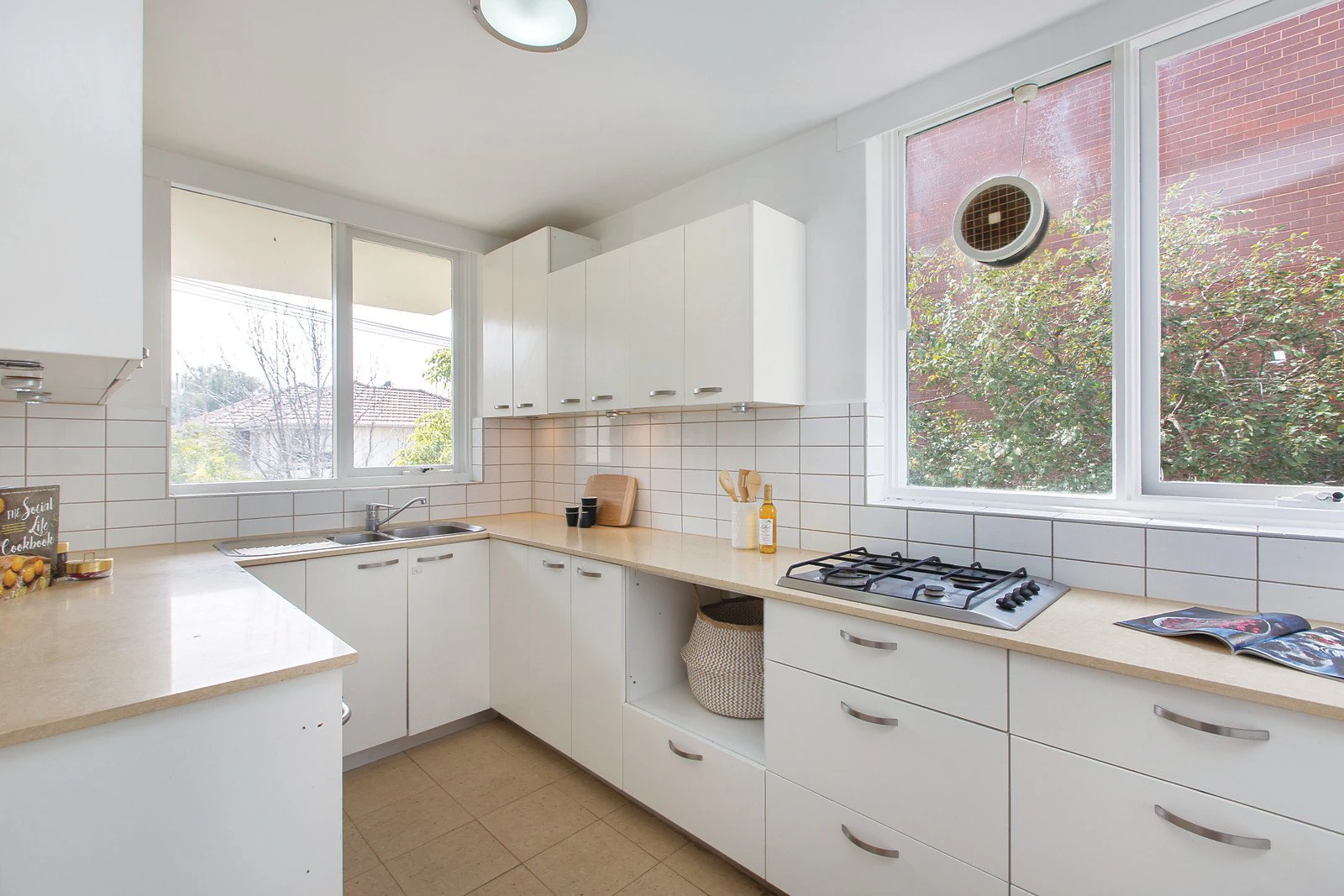 2/2 Gordon Grove, South Yarra, VIC