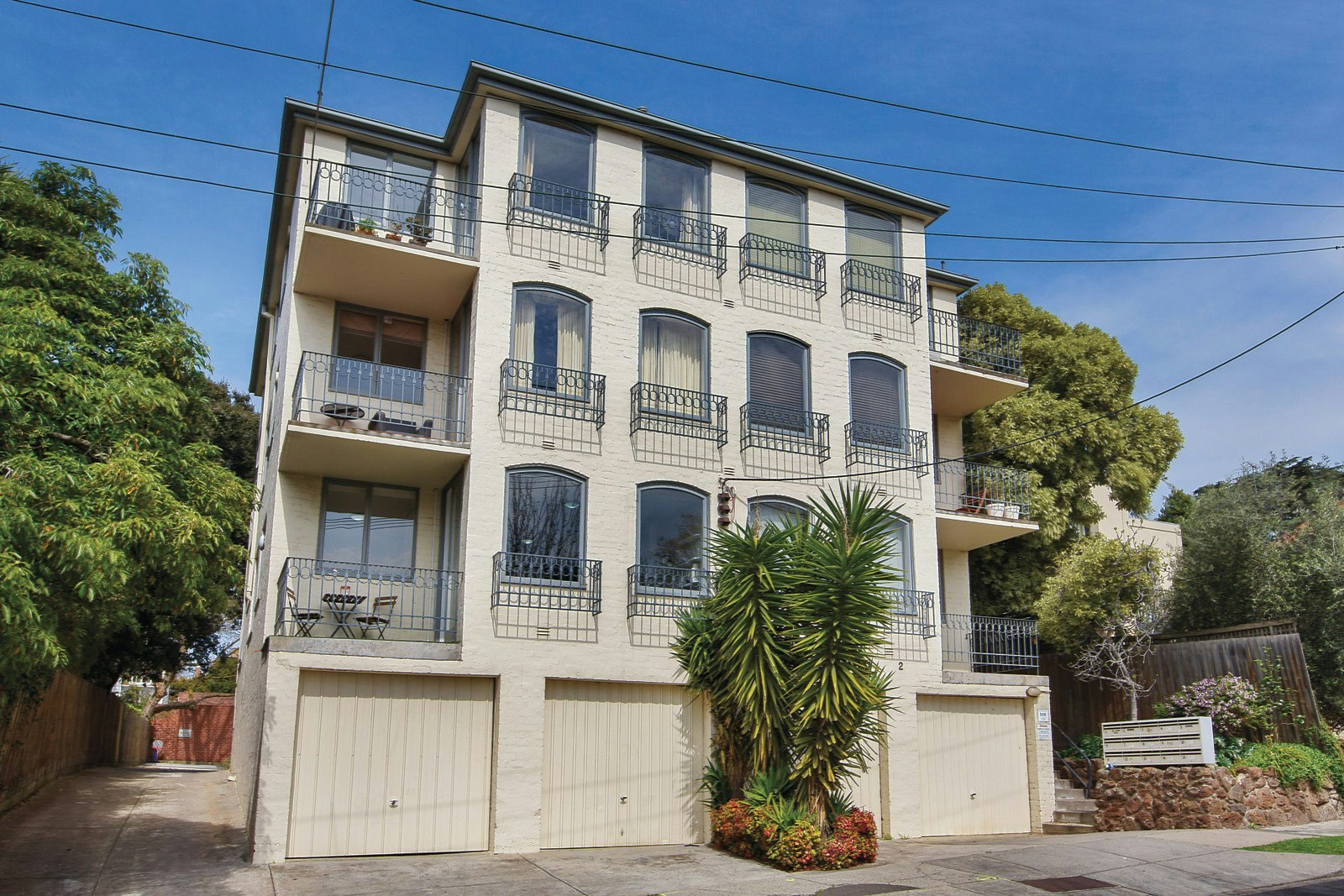 2/2 Gordon Grove, South Yarra, VIC