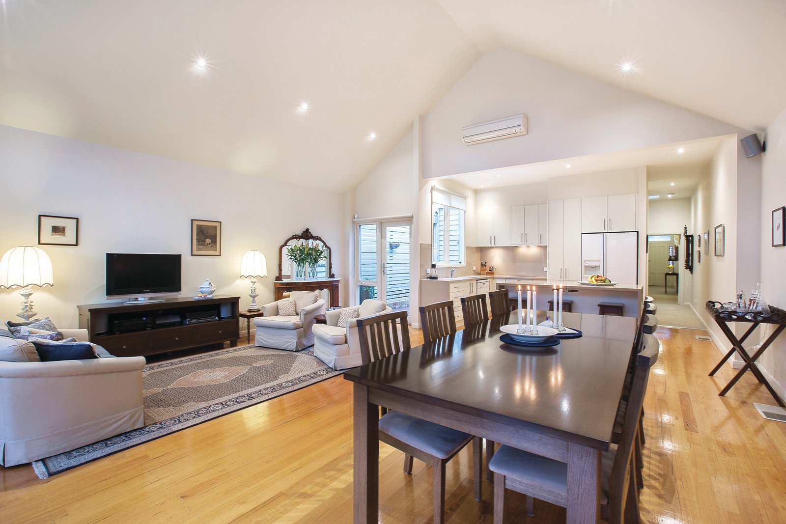 24 Bayview Avenue, Hawthorn East - Thumbnail 4