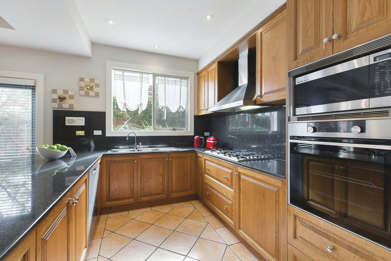 9a Comas Road, Beaumaris, VIC