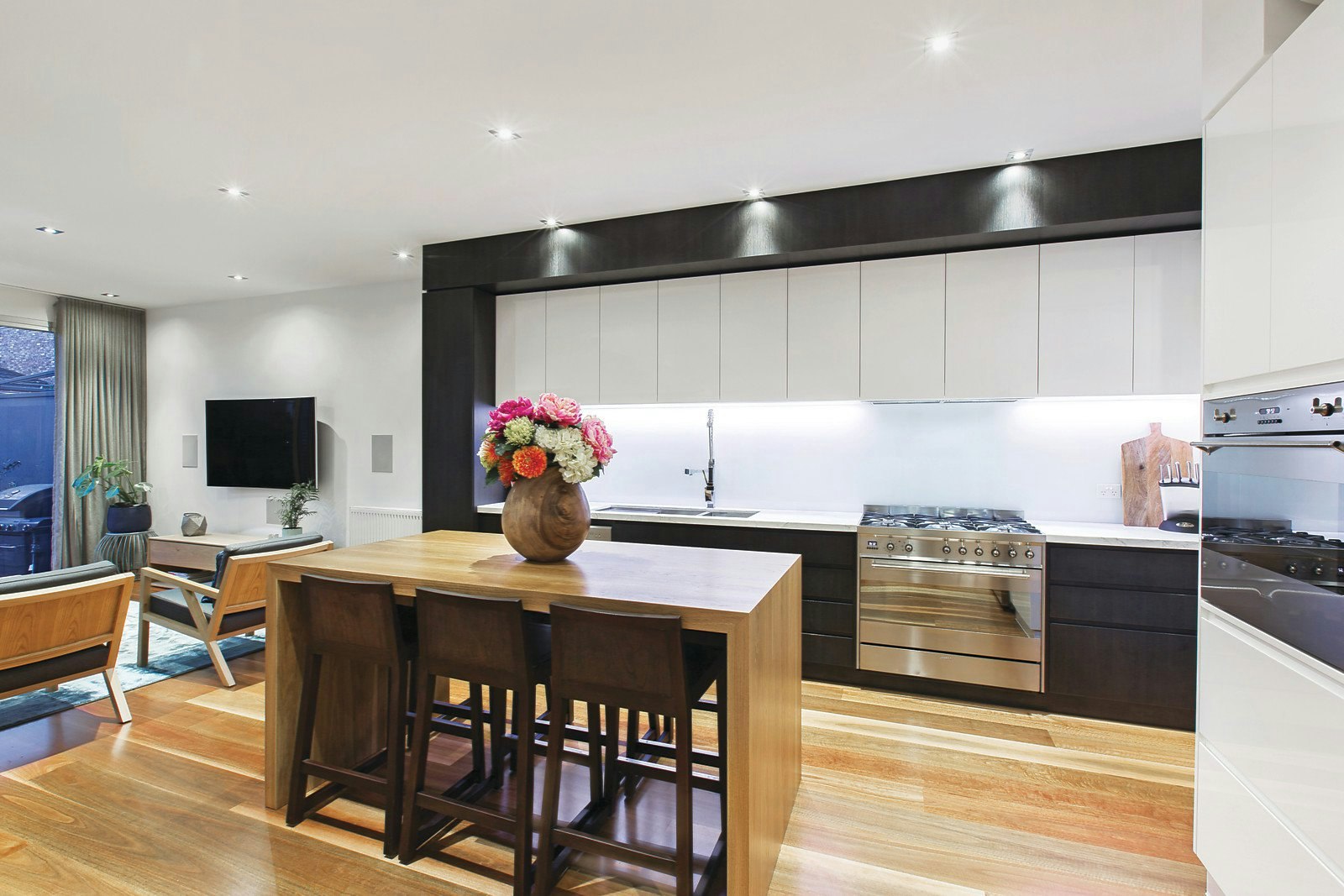 19 Greig Street, Albert Park, VIC