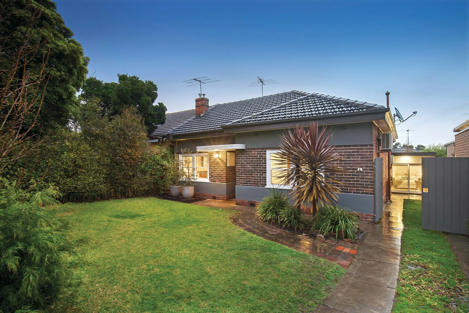 2 Grandview Avenue, Glen Iris, VIC