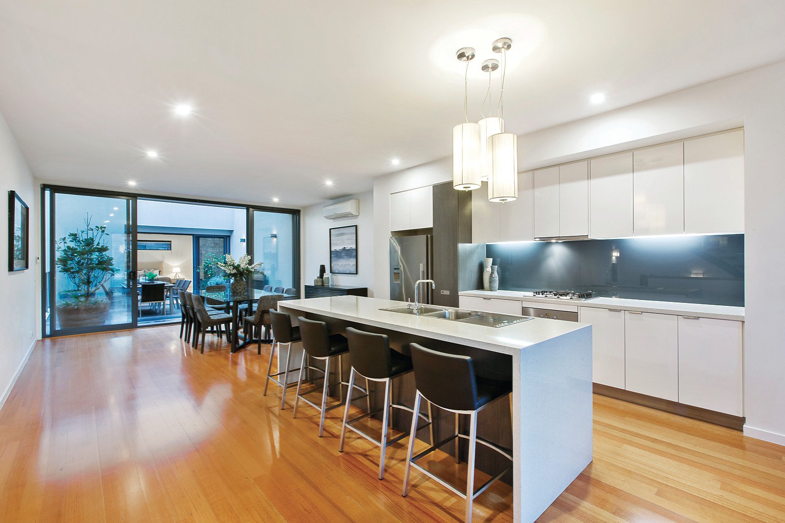 101 Stokes Street, Port Melbourne - Thumbnail 5