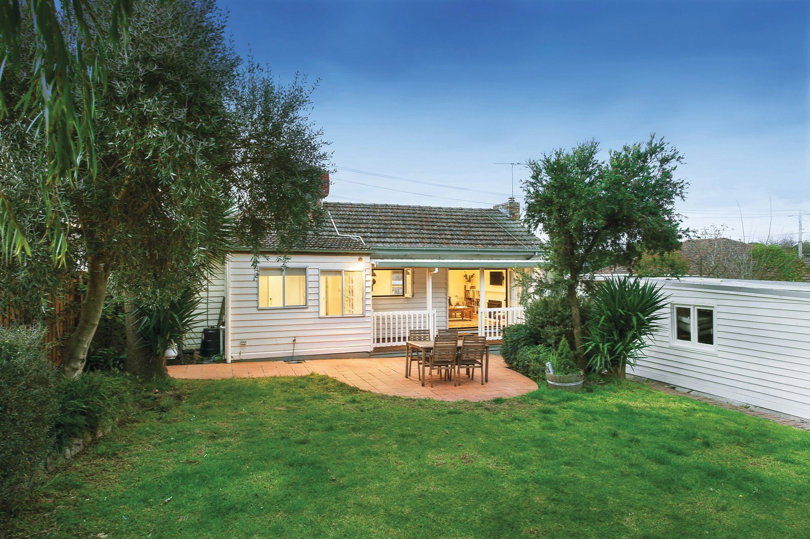 1 Heathfield Rise, Box Hill North, VIC