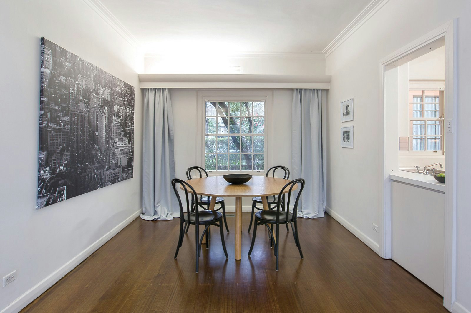 2/7 Torresdale Road, Toorak, VIC