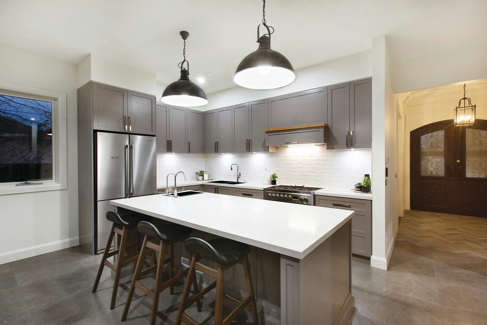 85 Victoria Crescent, Mont Albert, VIC