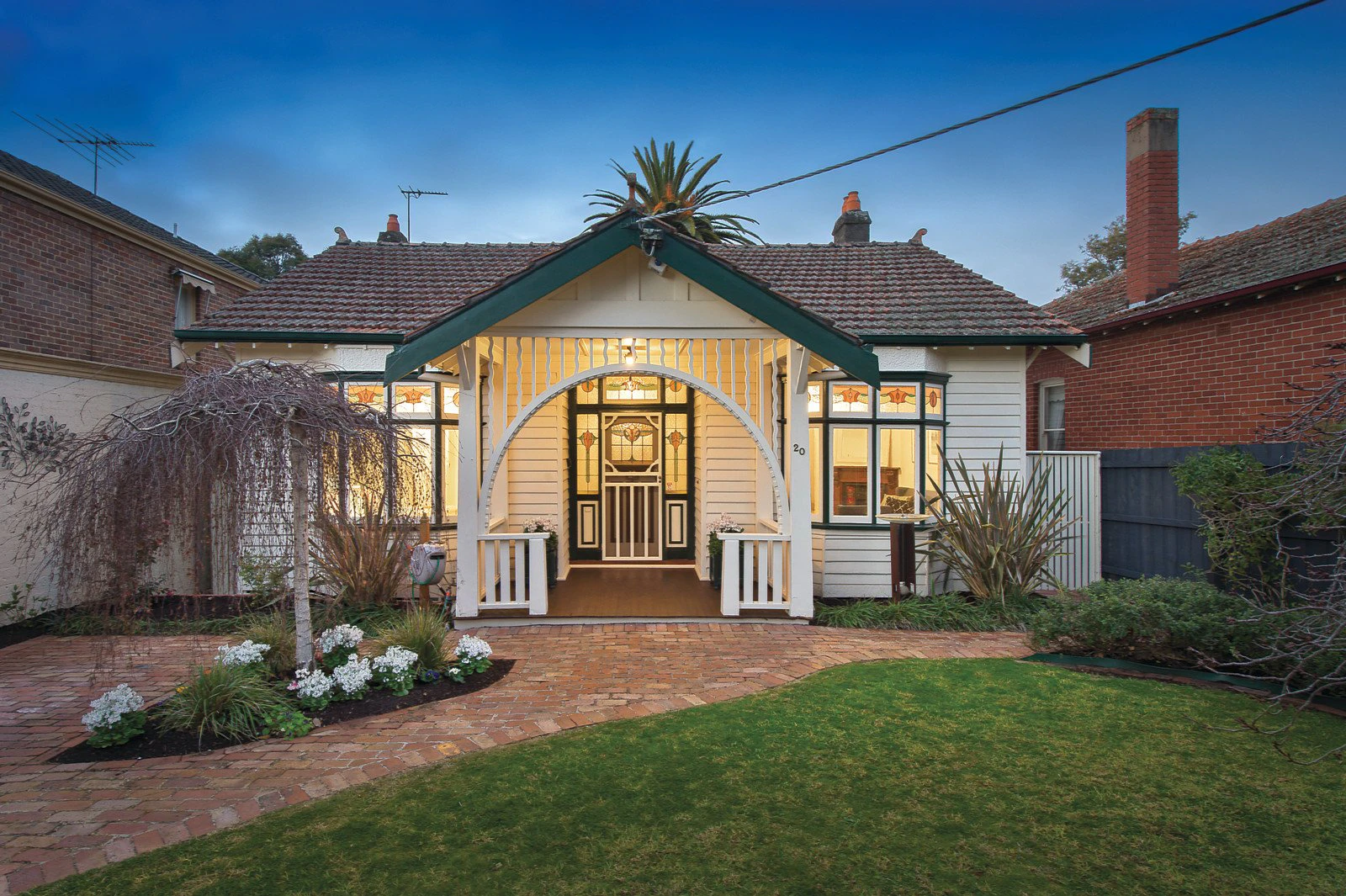 20 Allenby Road, Canterbury, VIC