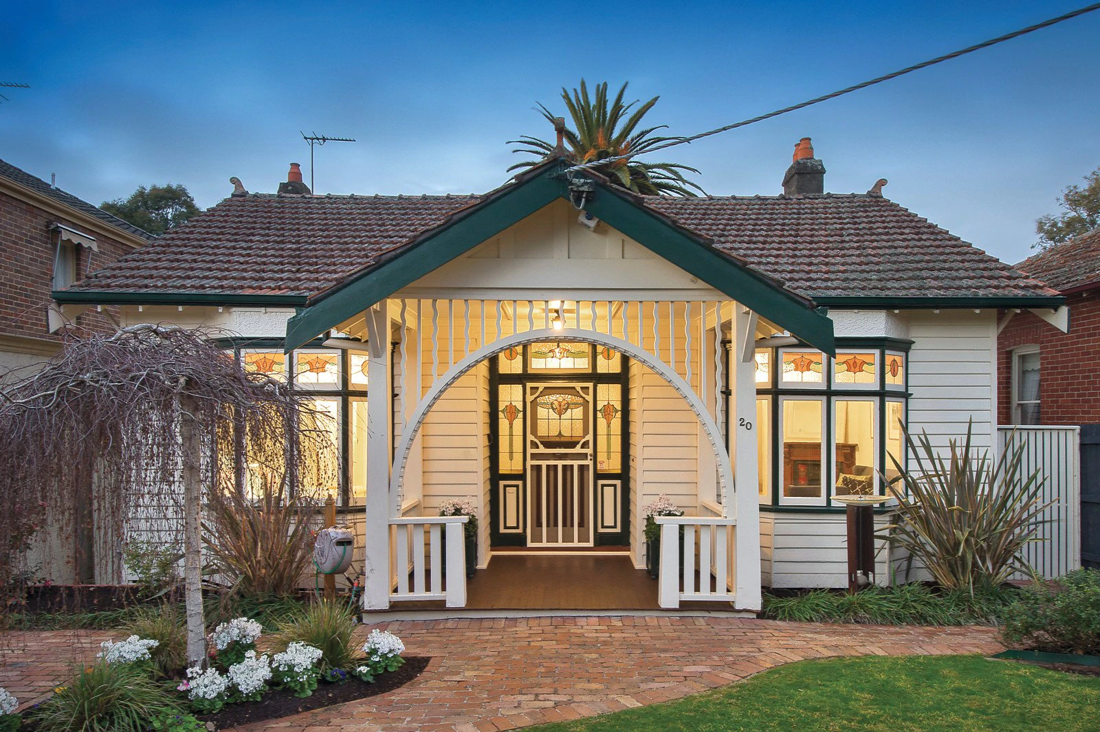 20 Allenby Road, Canterbury, VIC