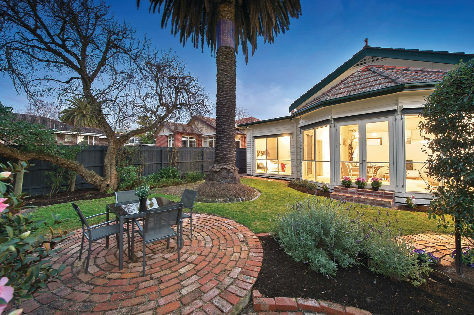 20 Allenby Road, Canterbury, VIC