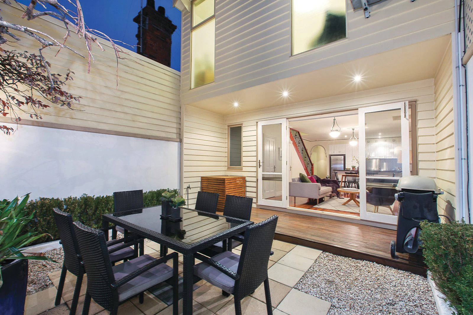 16 Mountain Street, South Melbourne, VIC