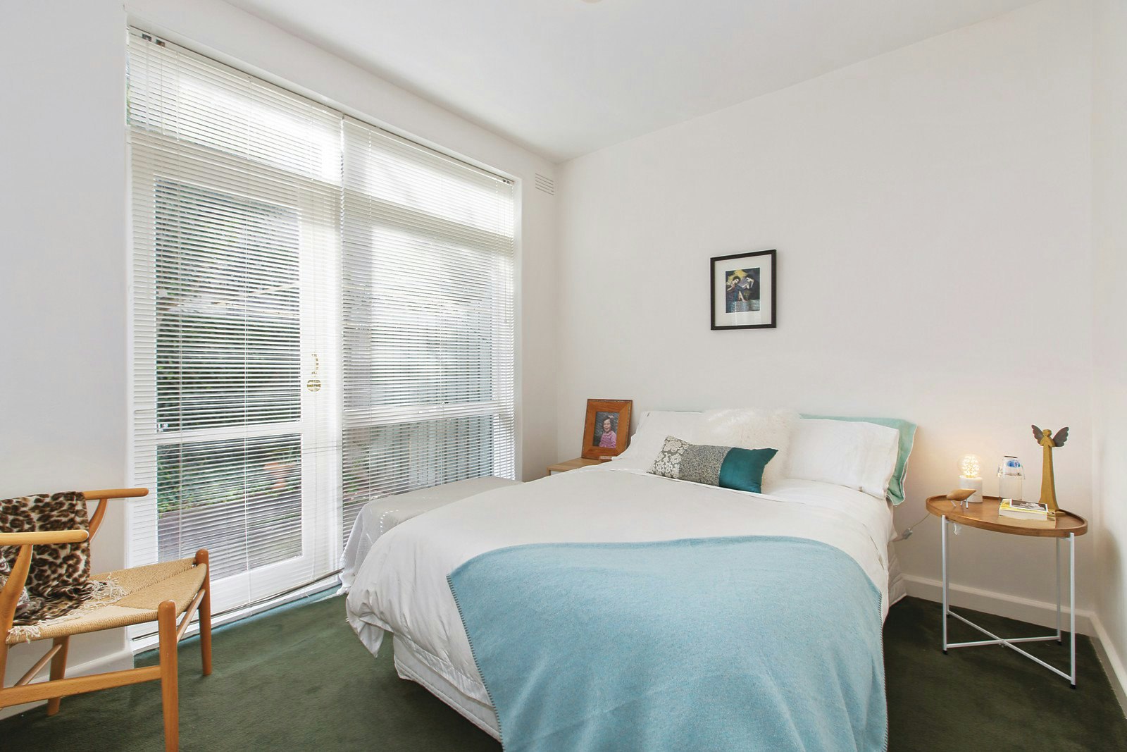 2/15 Pine Avenue, Elwood, VIC