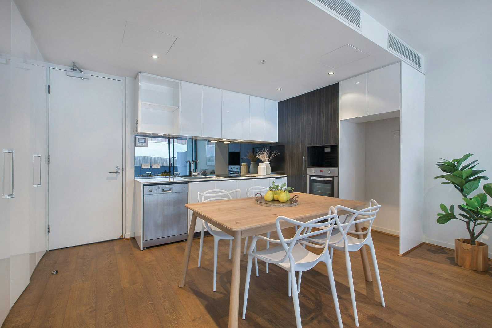 2/136 Church Street, Hawthorn, VIC