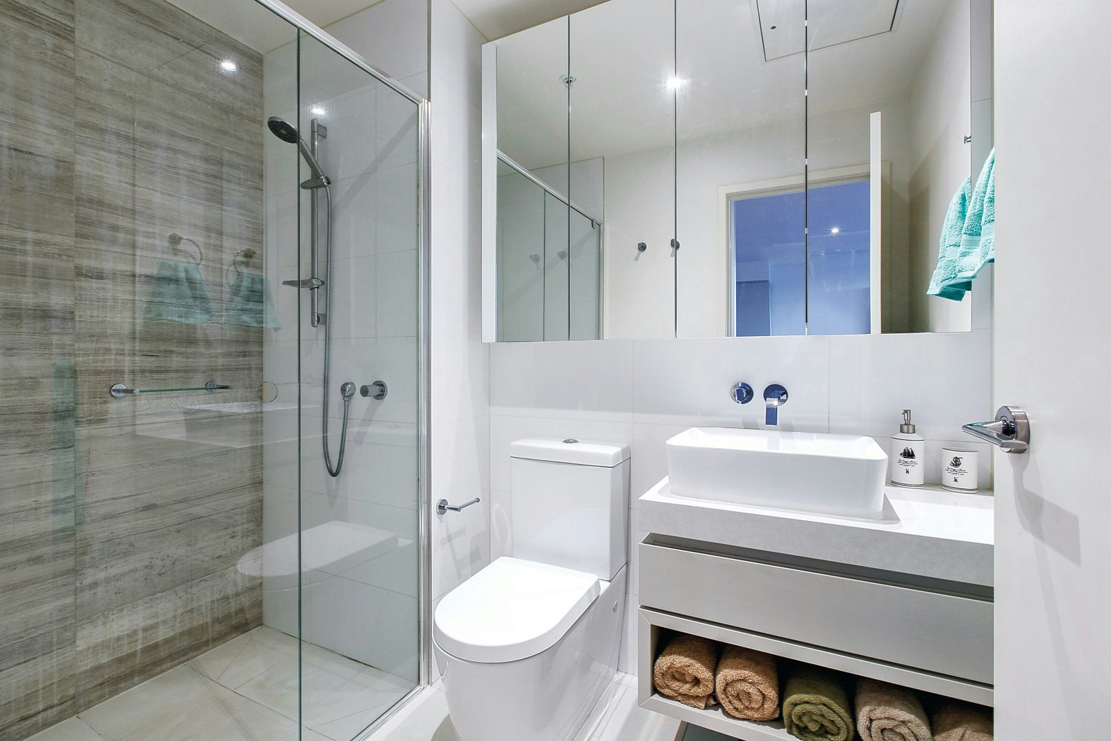 302/380 Bay Street, Brighton, VIC