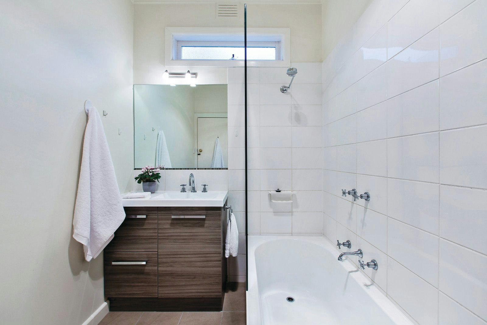 12 Moore Street, Box Hill South, VIC