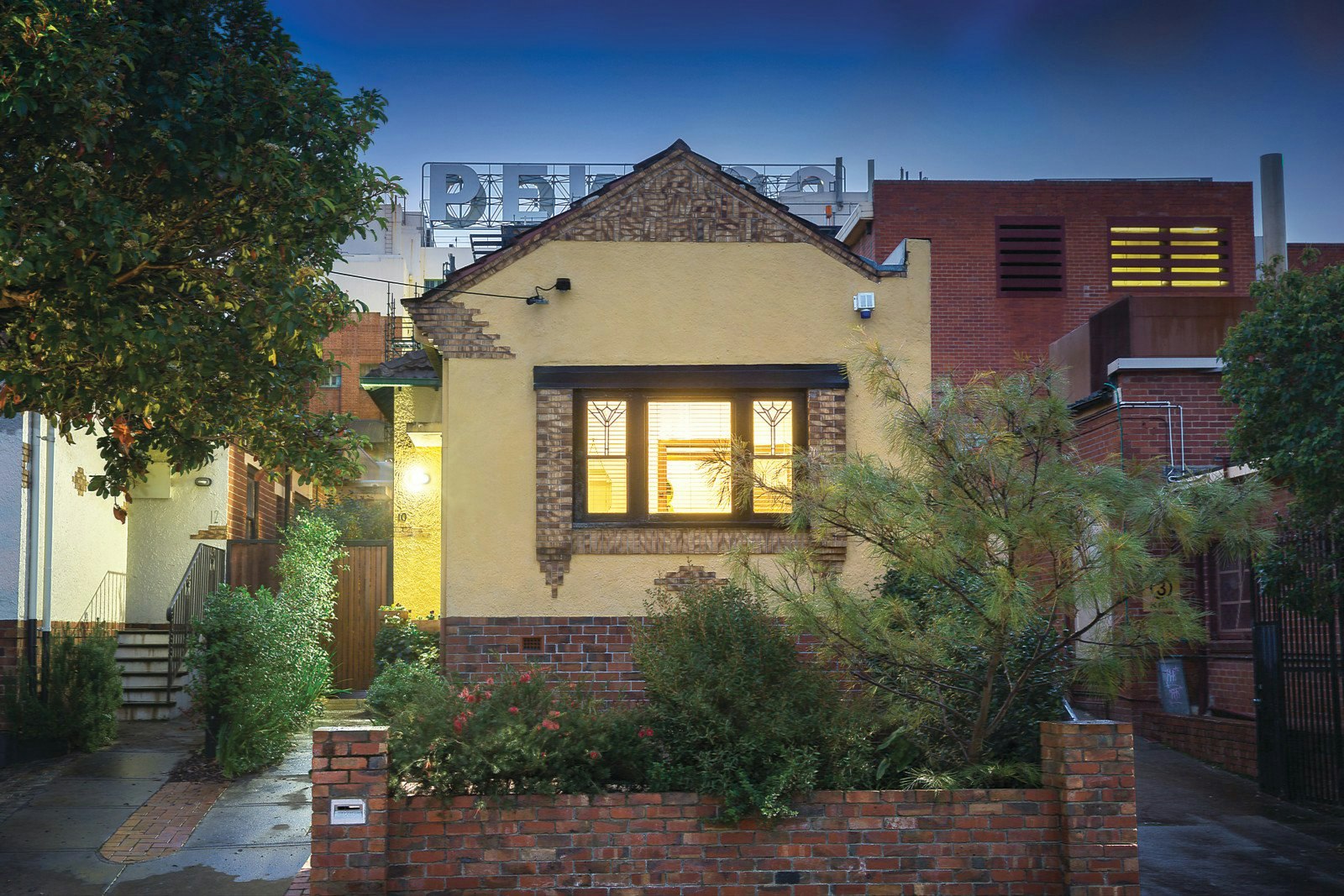 10 Waltham Street, Richmond, VIC