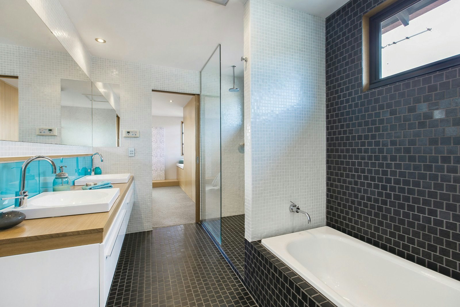 10 Waltham Street, Richmond, VIC