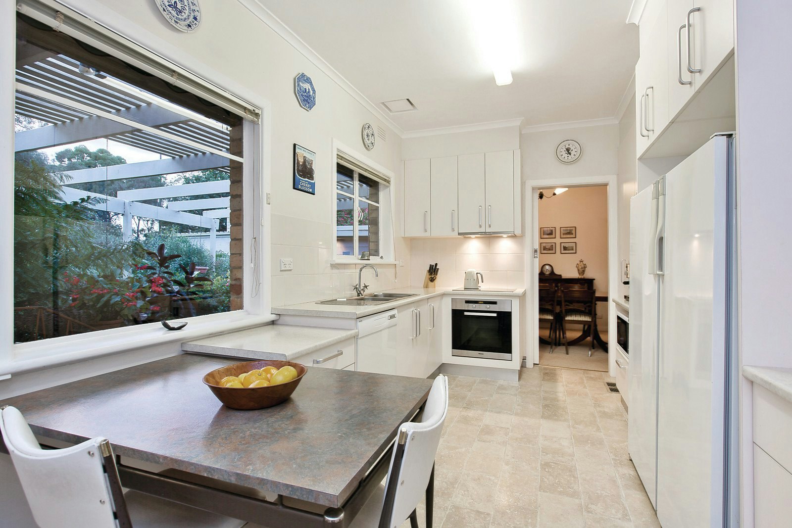 16 Wallis Avenue, Glen Iris, VIC