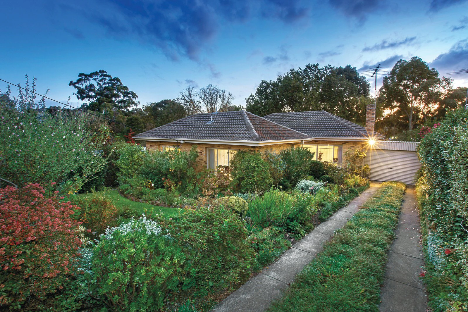 16 Wallis Avenue, Glen Iris, VIC