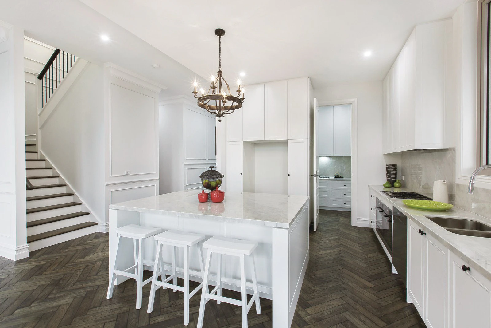 25b Kenmare Street, Mont Albert North, VIC