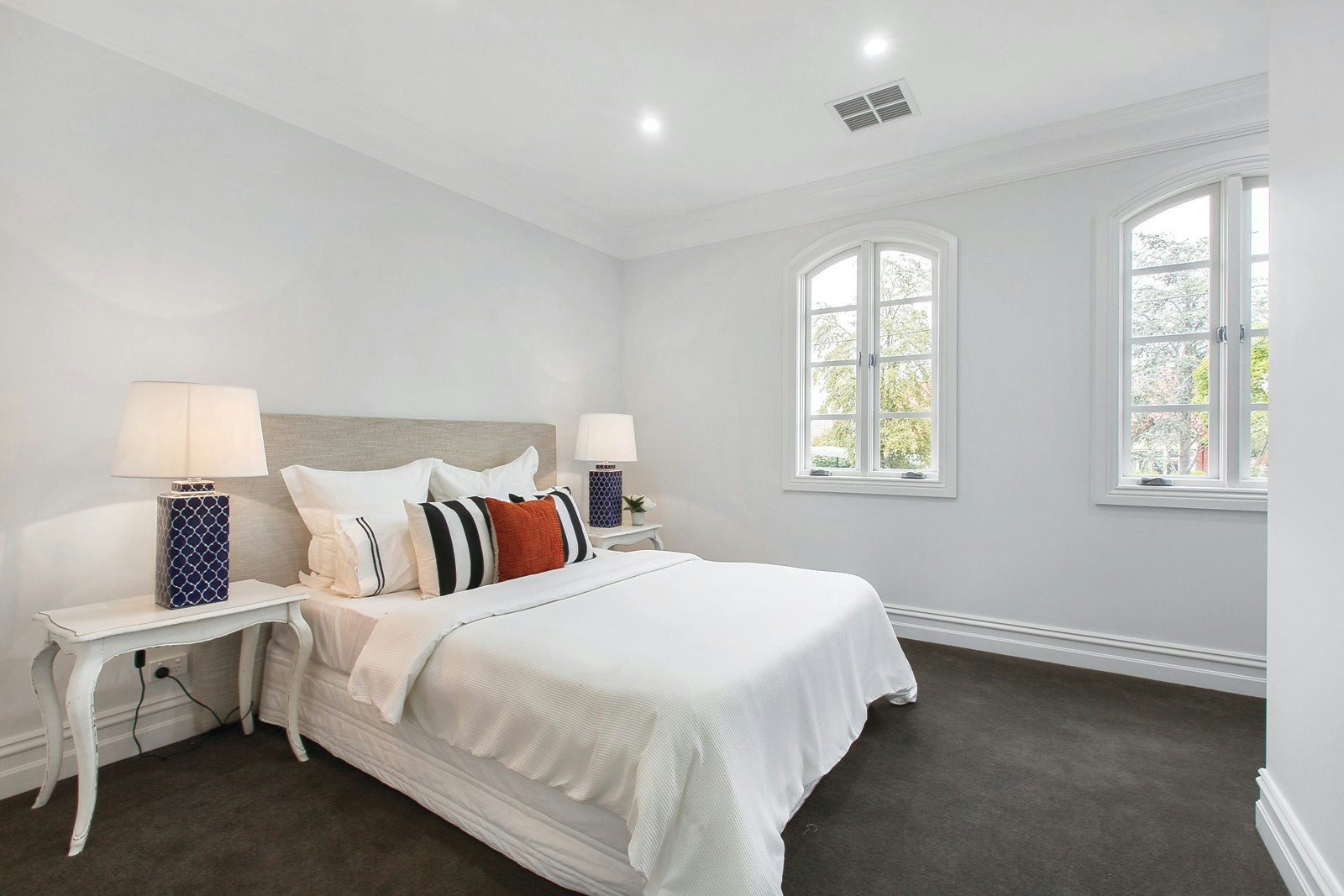 25b Kenmare Street, Mont Albert North, VIC