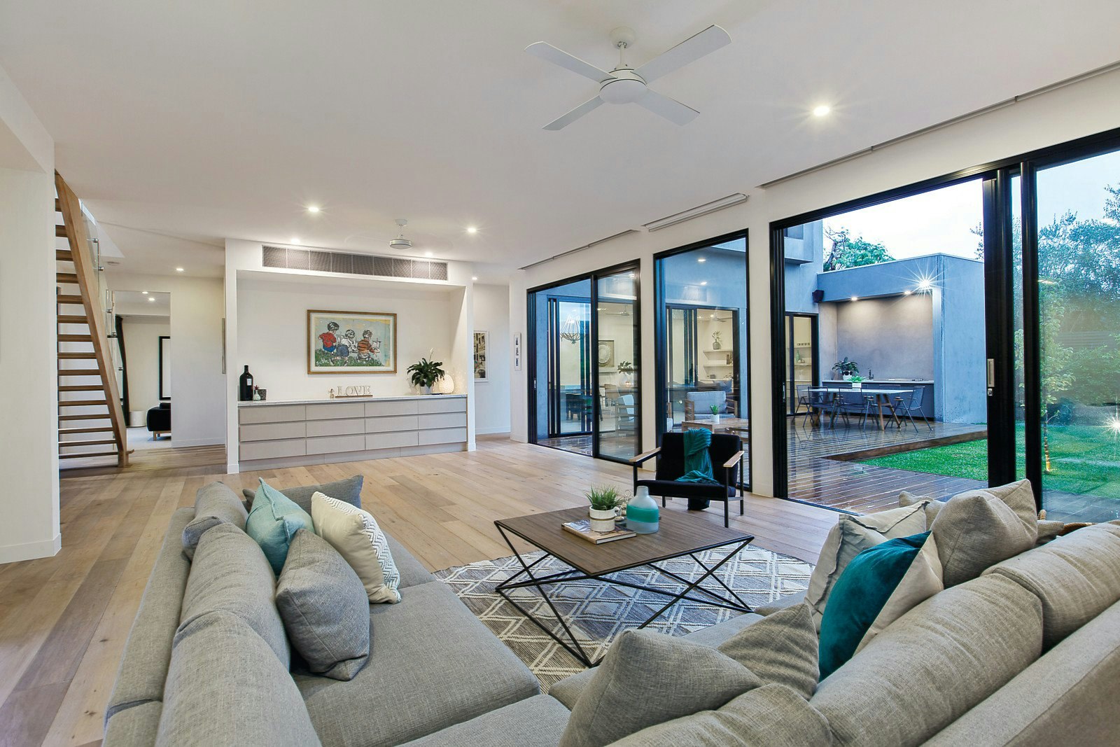 24 Norwood Avenue, Brighton, VIC