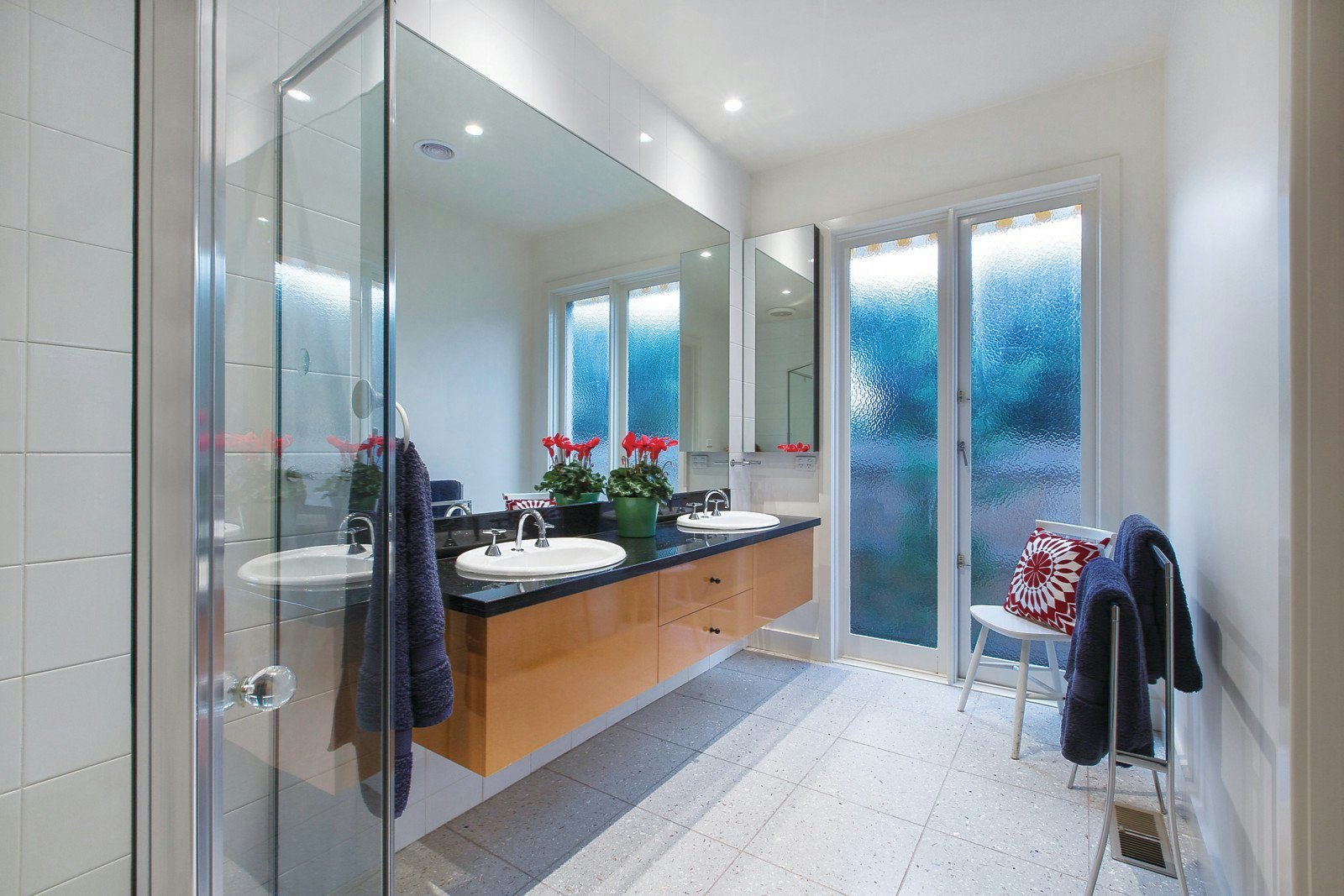 2 Hazeldine Road, Glen Iris, VIC