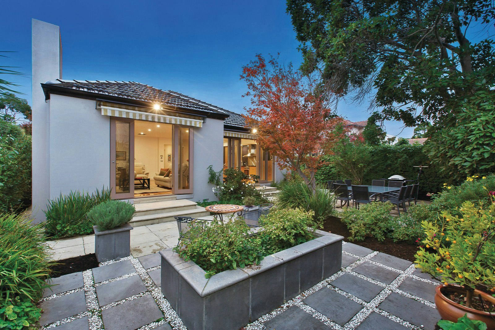 2 Hazeldine Road, Glen Iris, VIC