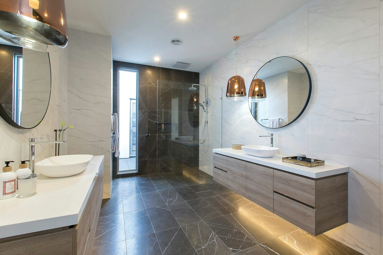 5 Annadale Street, Kew, VIC