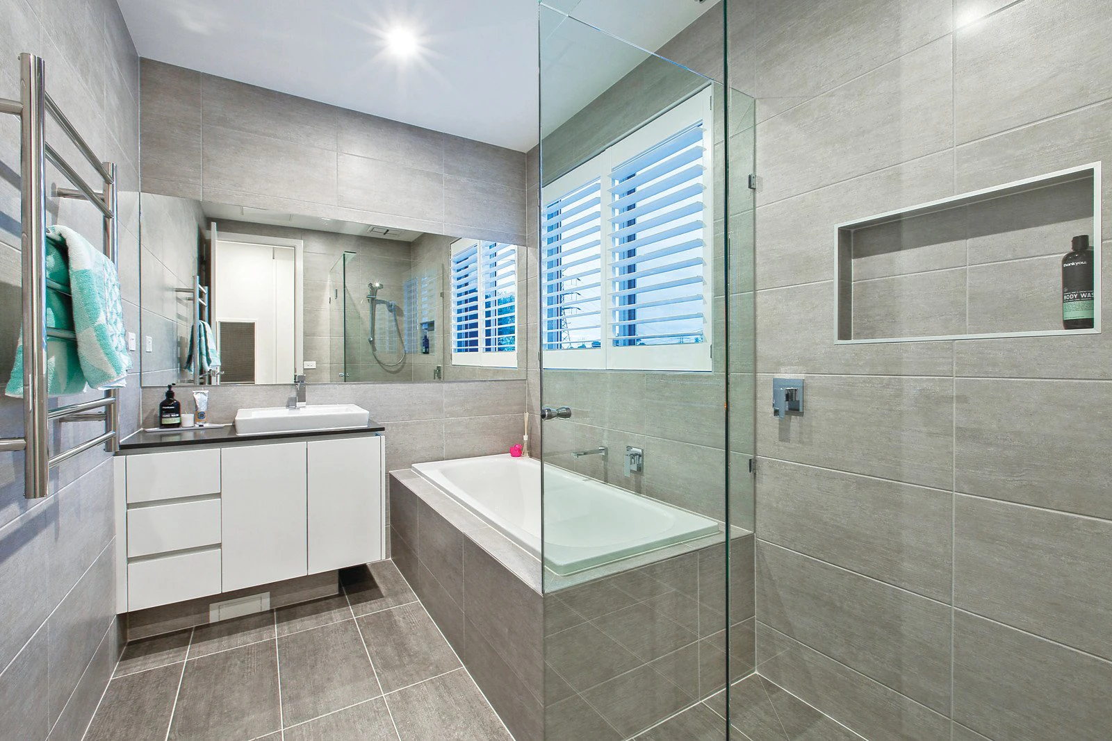 32A Milton Parade, Malvern, VIC