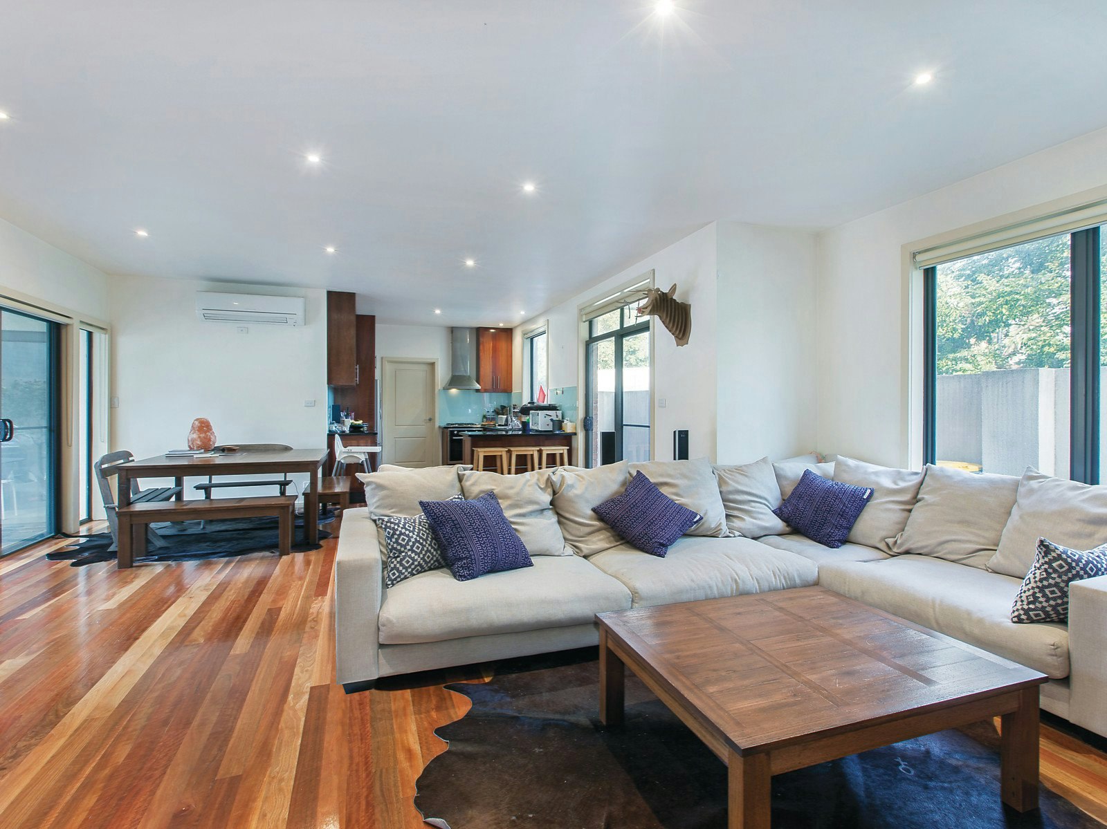 2 Lagoon Lane, Port Melbourne, VIC