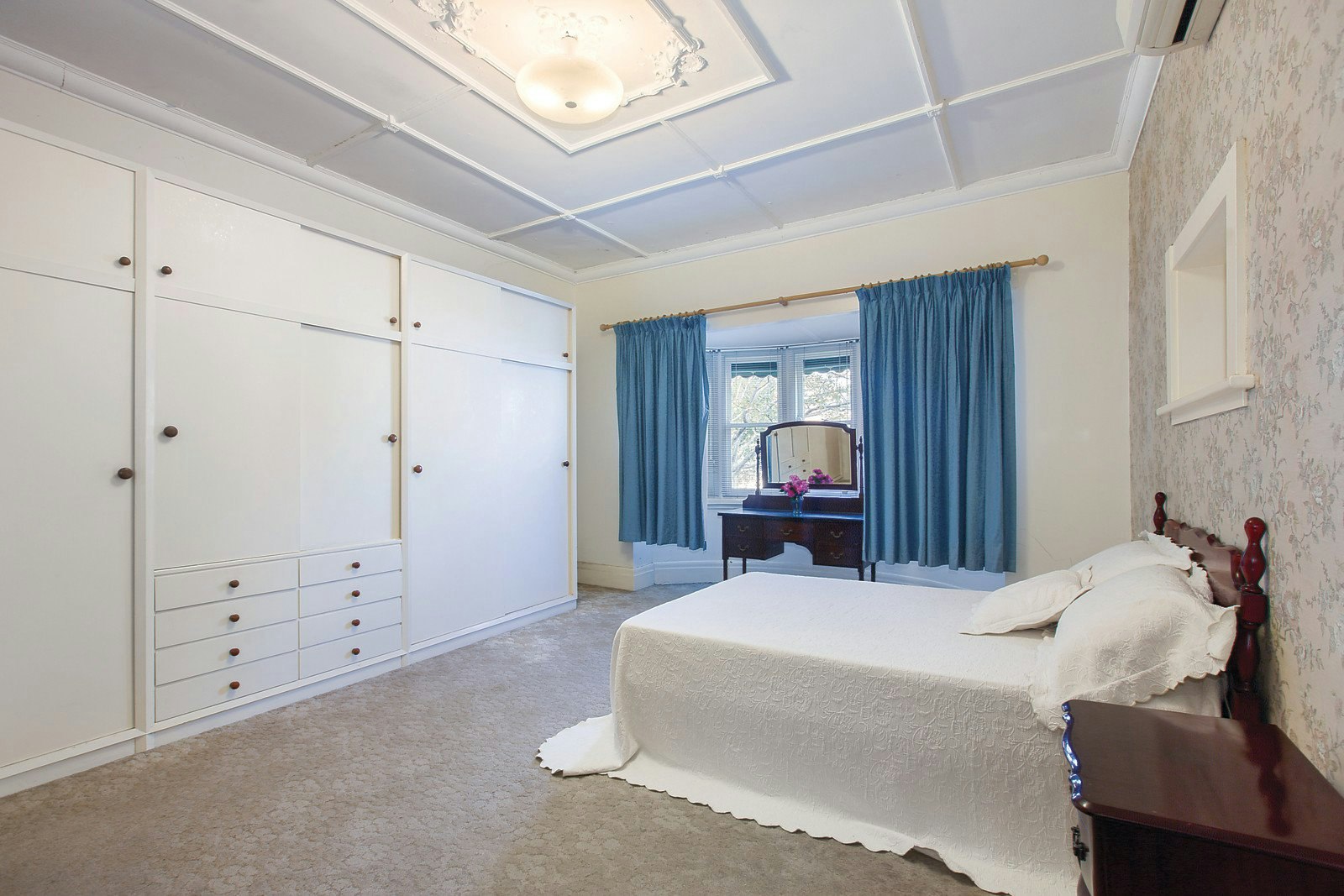 198 Hawthorn Road, Caulfield North, VIC