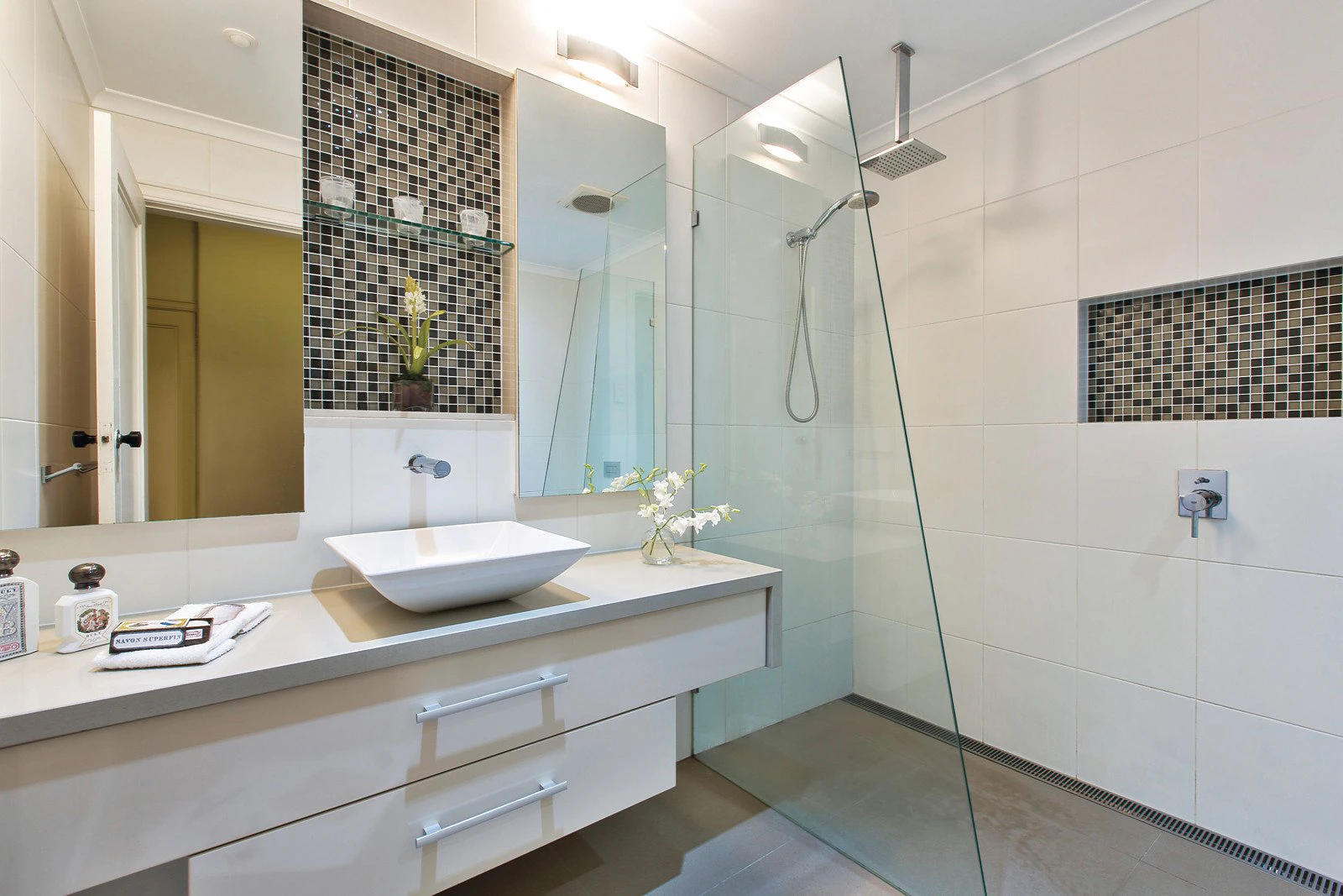 2/5 Stanhope Court, South Yarra, VIC