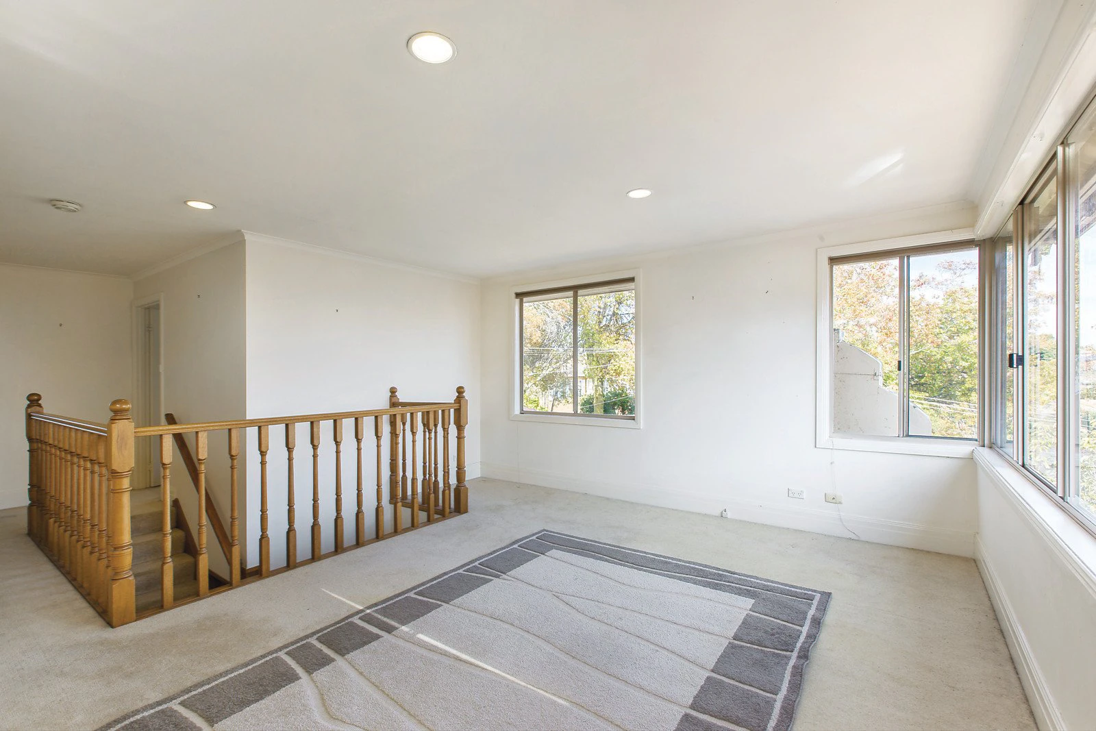 32 Aisbett Avenue, Camberwell, VIC