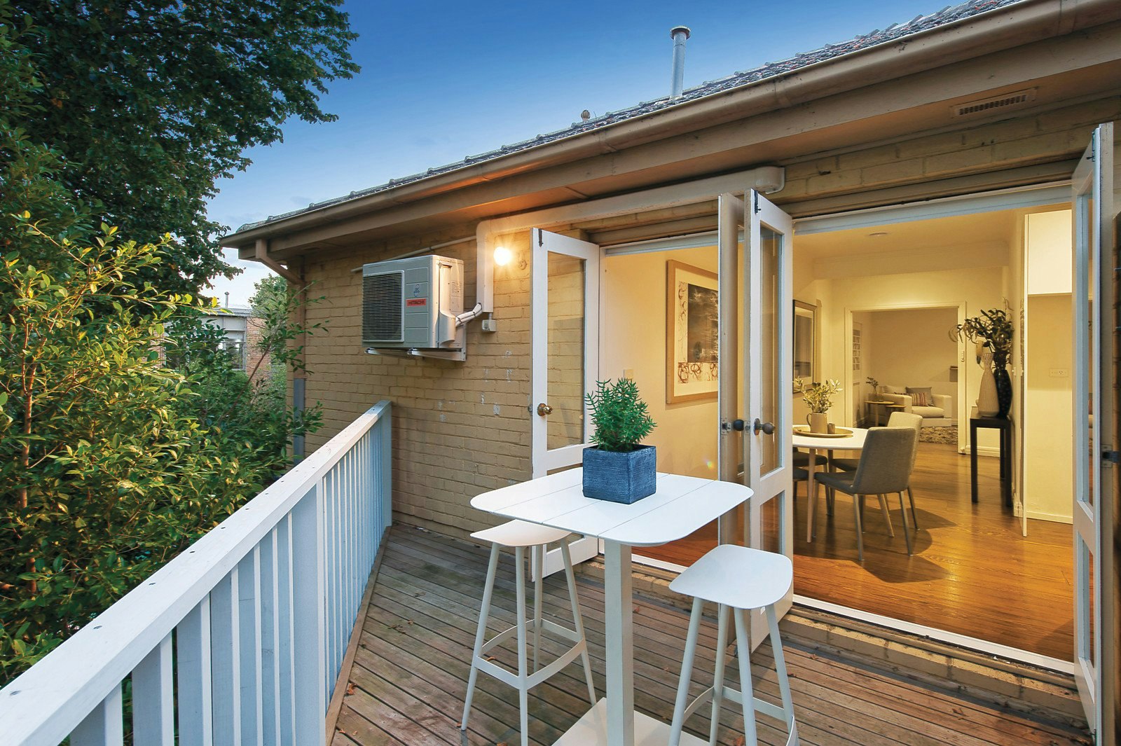 8/3 Railway Avenue, Brighton, VIC