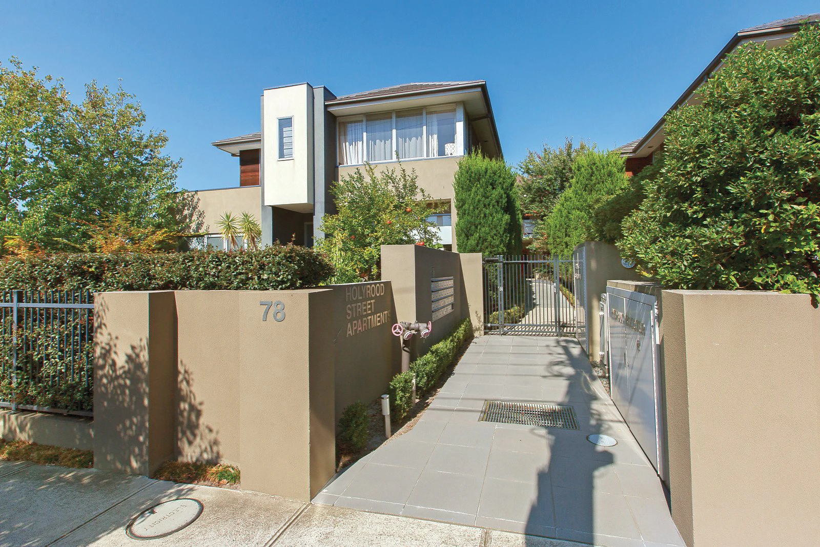 8/78 Holyrood Street, Hampton, VIC