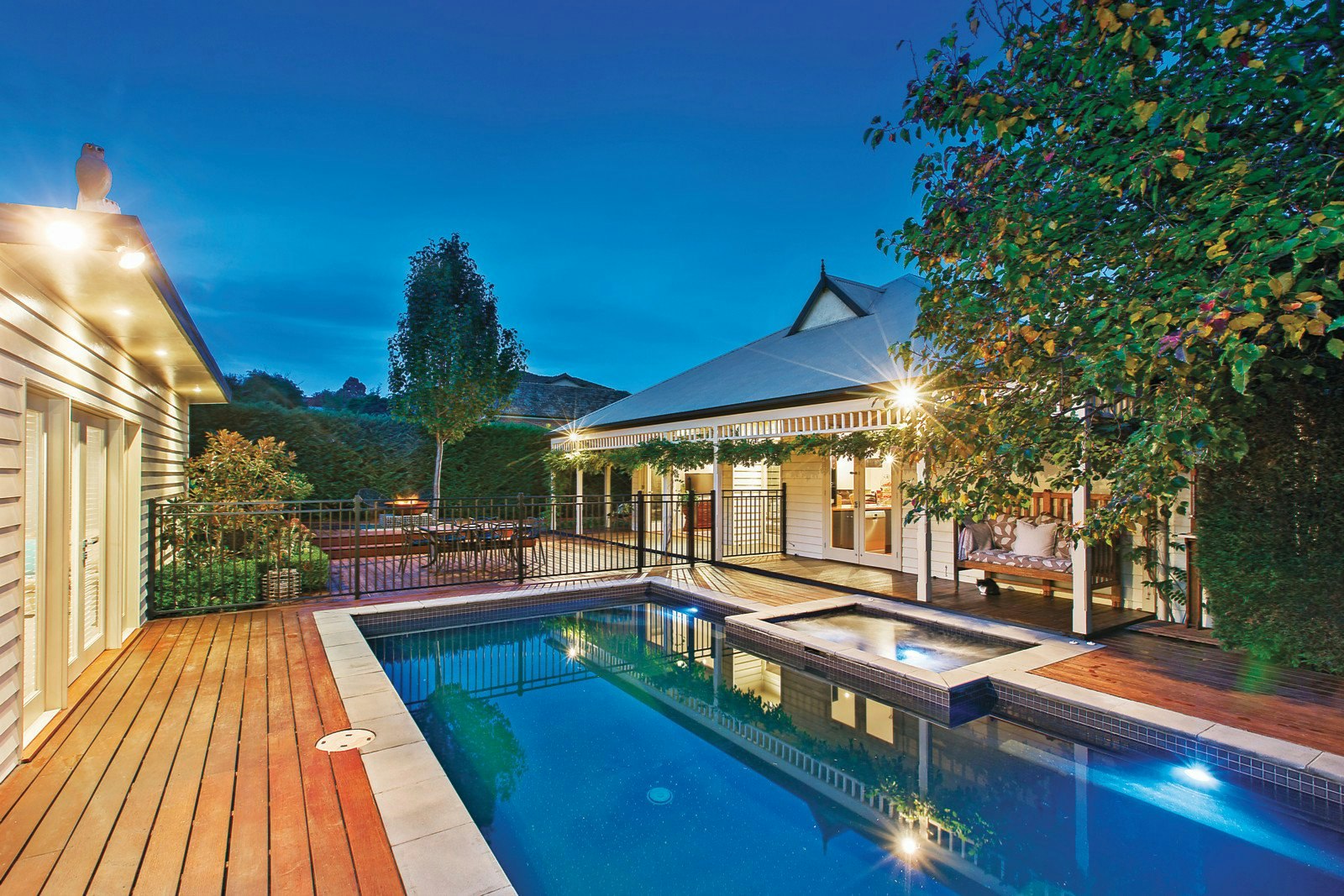 1 Wilson Street, Surrey Hills, VIC