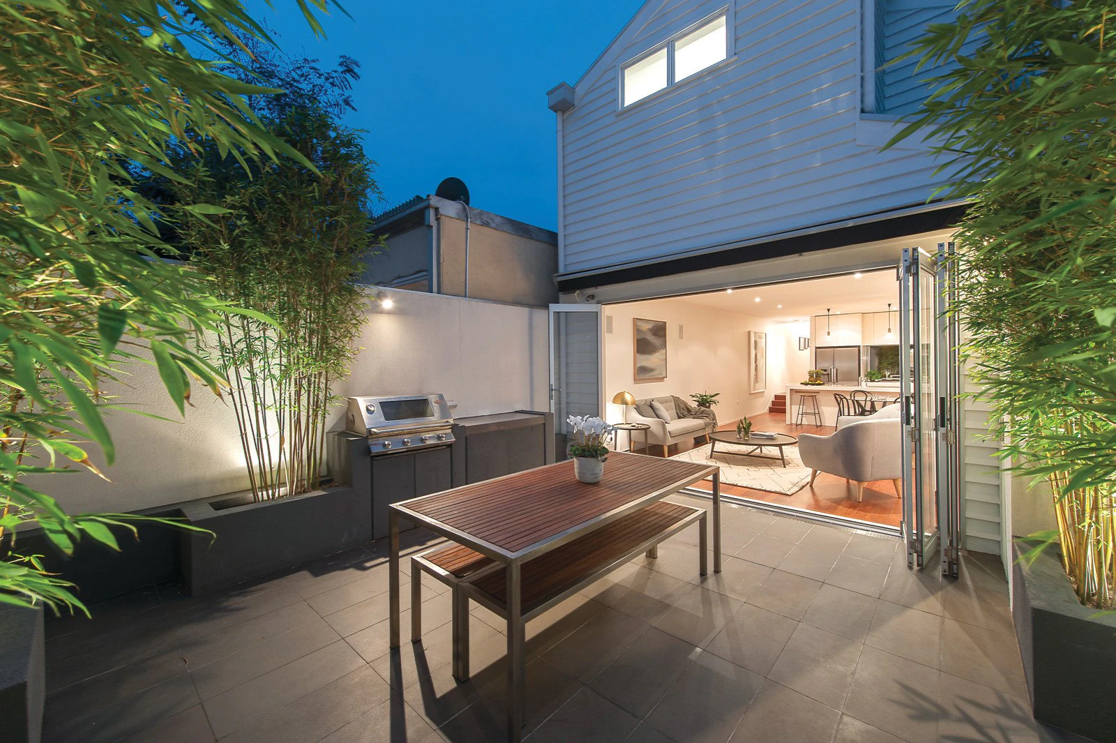 32 Young Street, Albert Park, VIC