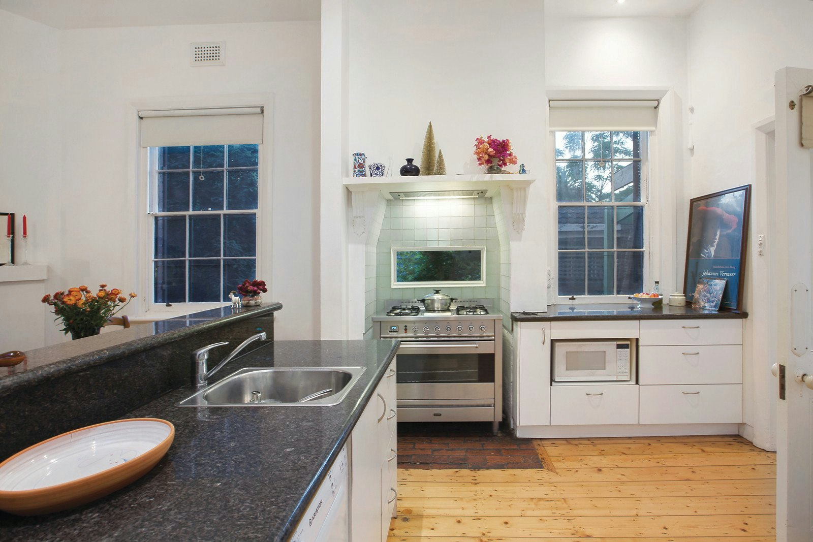 28 Allenby Road, Canterbury, VIC