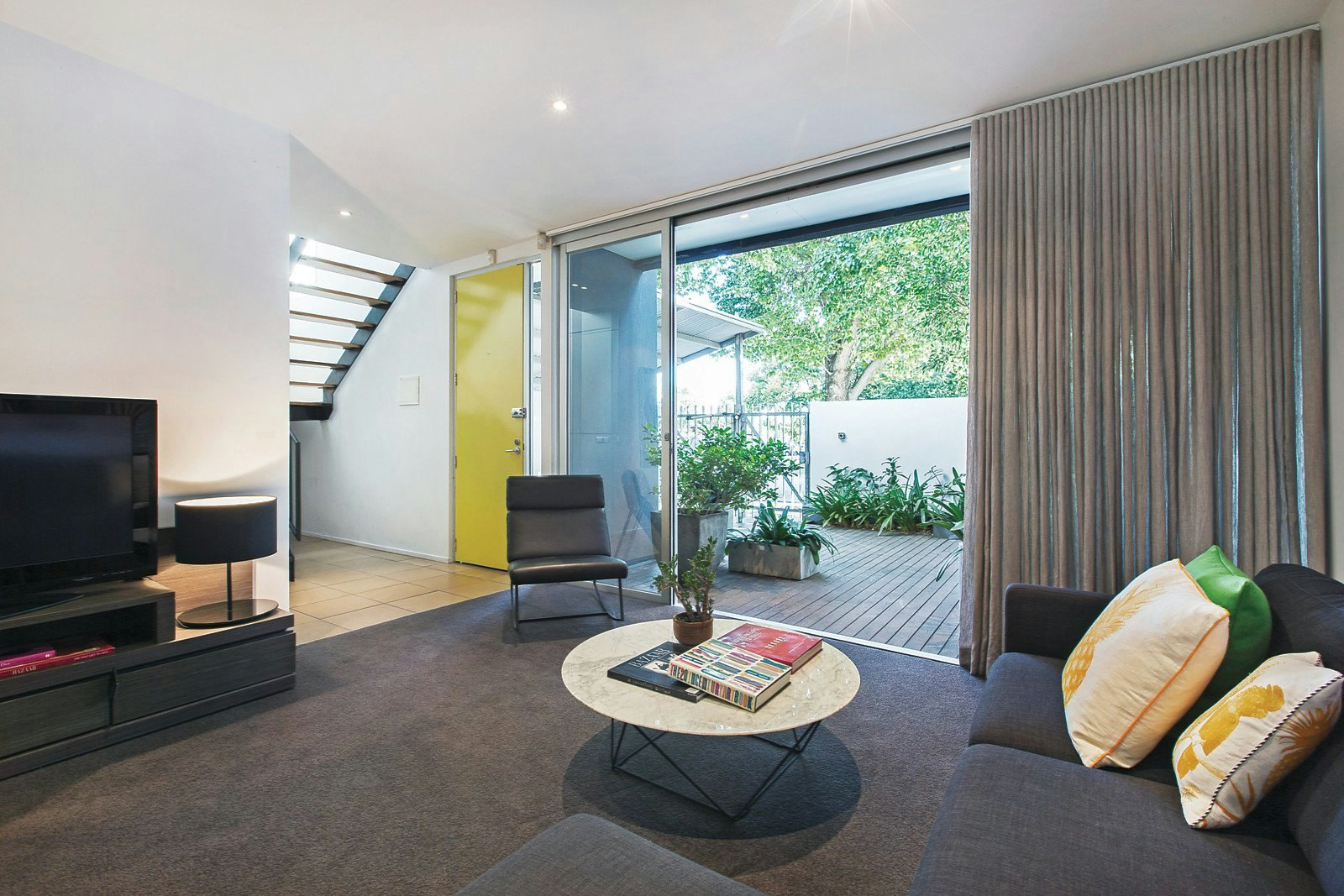 3 Moubray Street, Albert Park, VIC